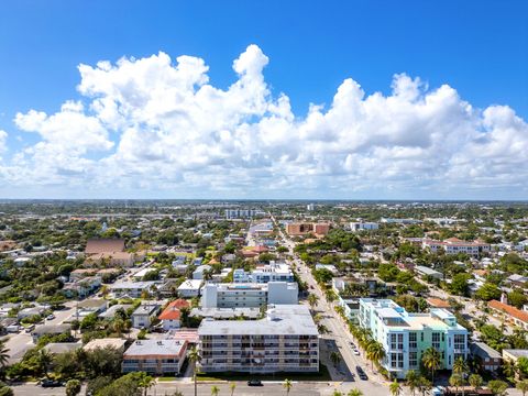 A home in Lake Worth Beach