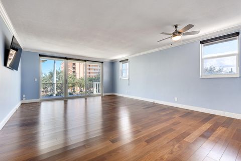 A home in Lake Worth Beach