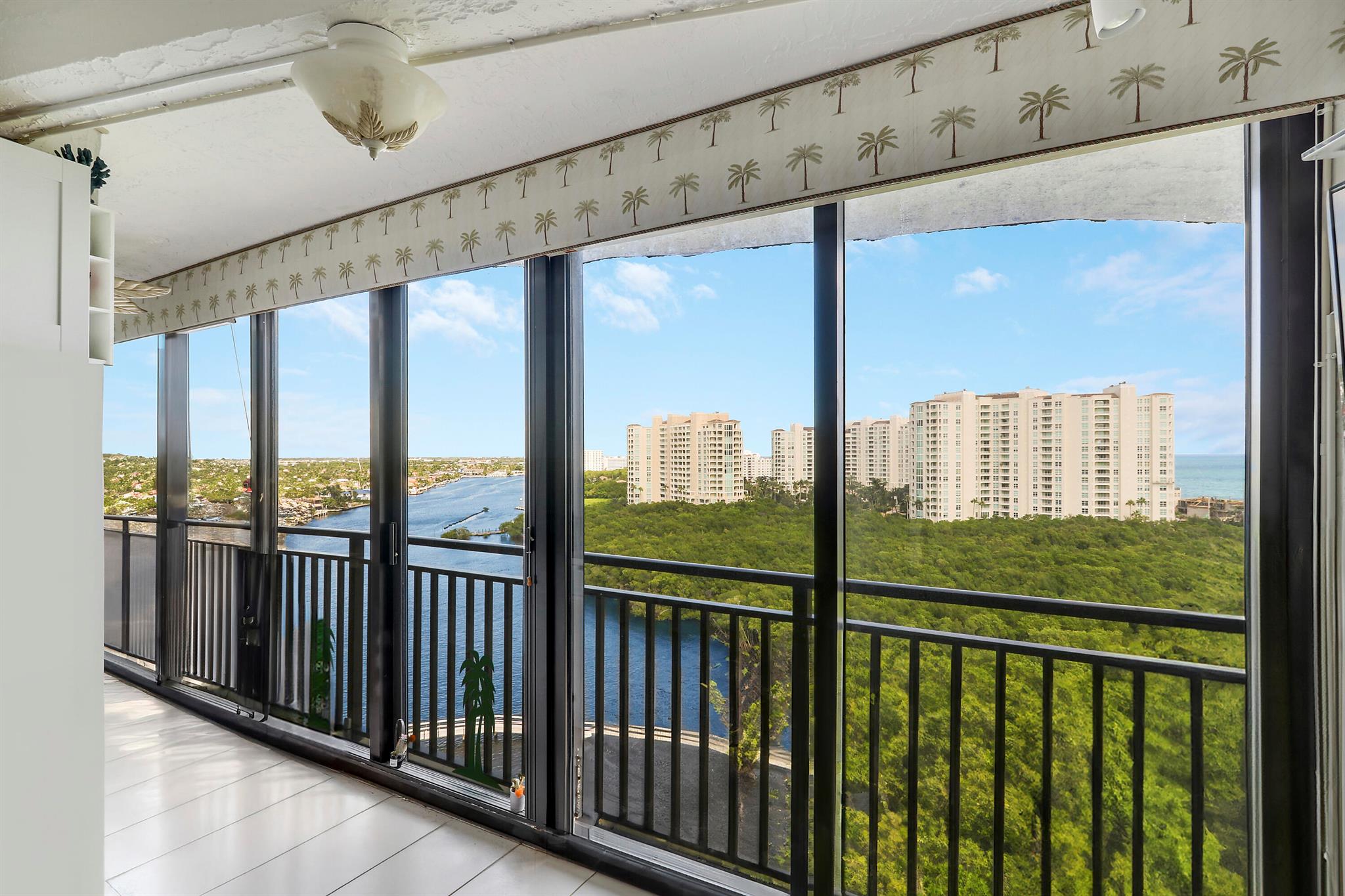 REGENCY HIGHLAND CLUB CON - Residential