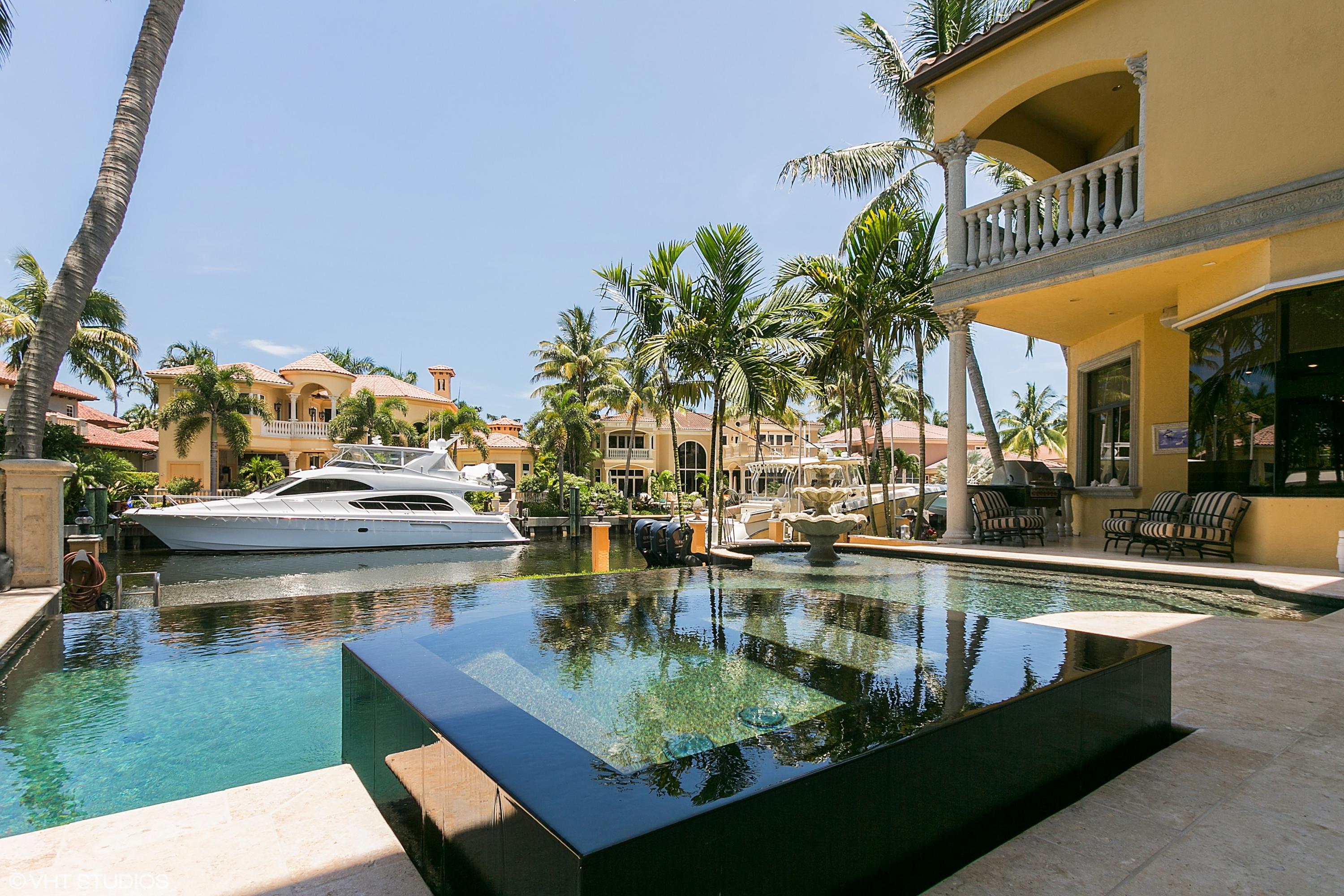 HARBOUR ISLES - Residential