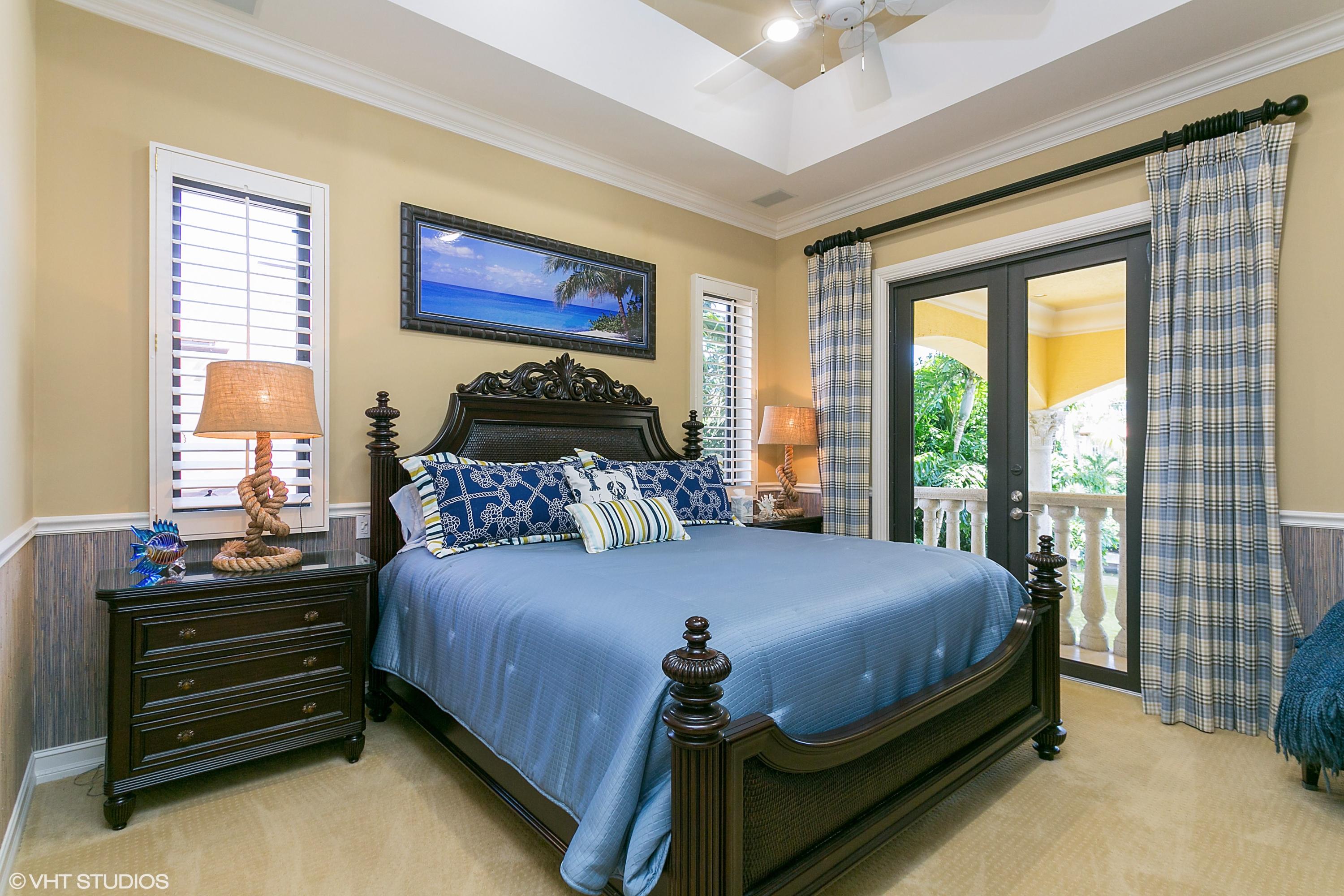 HARBOUR ISLES - Residential