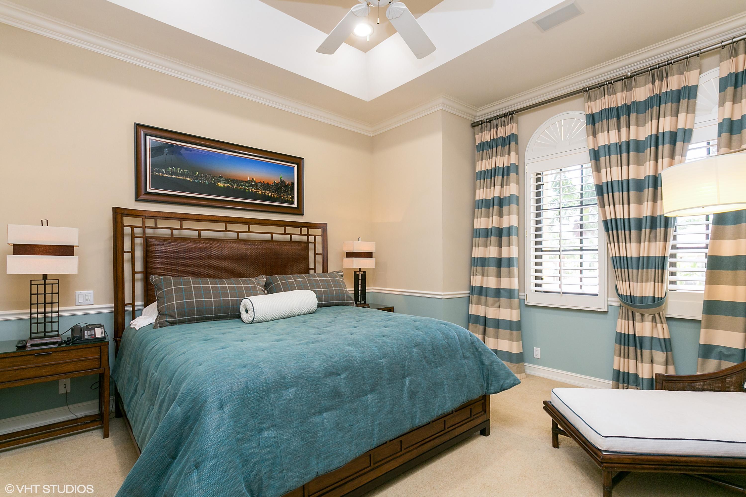 HARBOUR ISLES - Residential