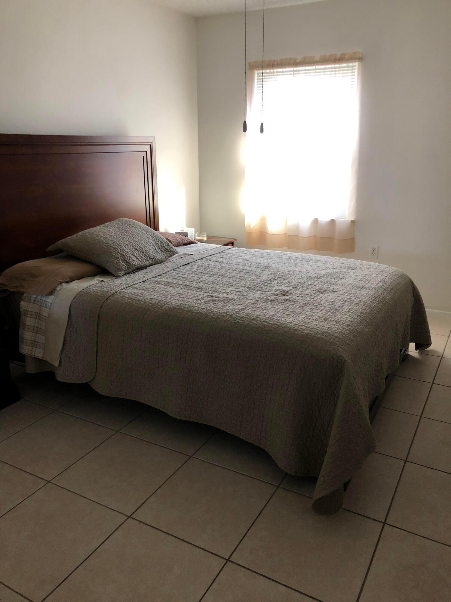 32 - 42 - 0210 - Residential