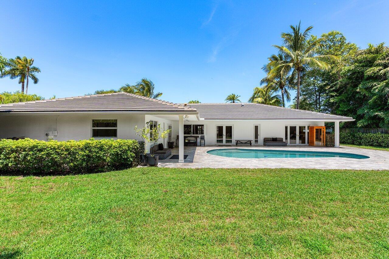 LAKE SHORE ESTS IN - Residential