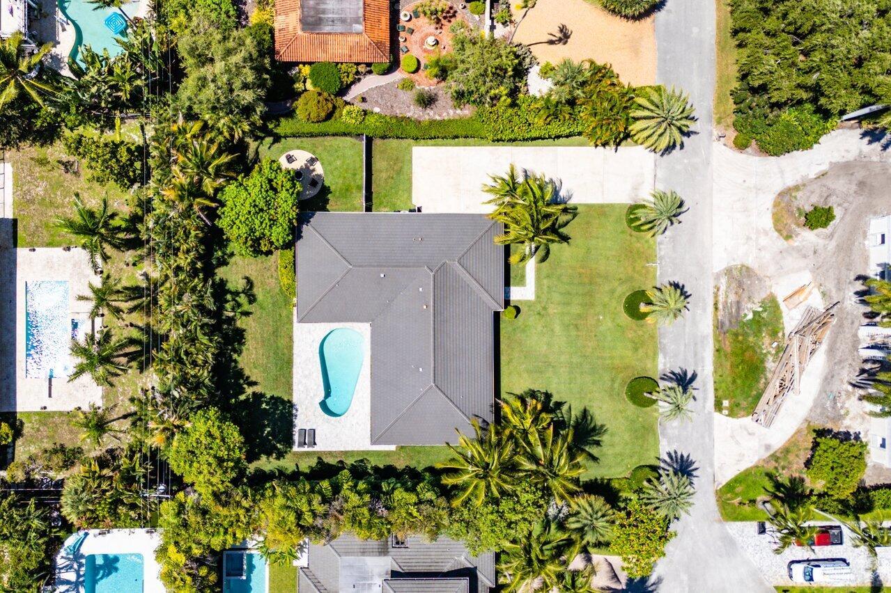 LAKE SHORE ESTS IN - Residential