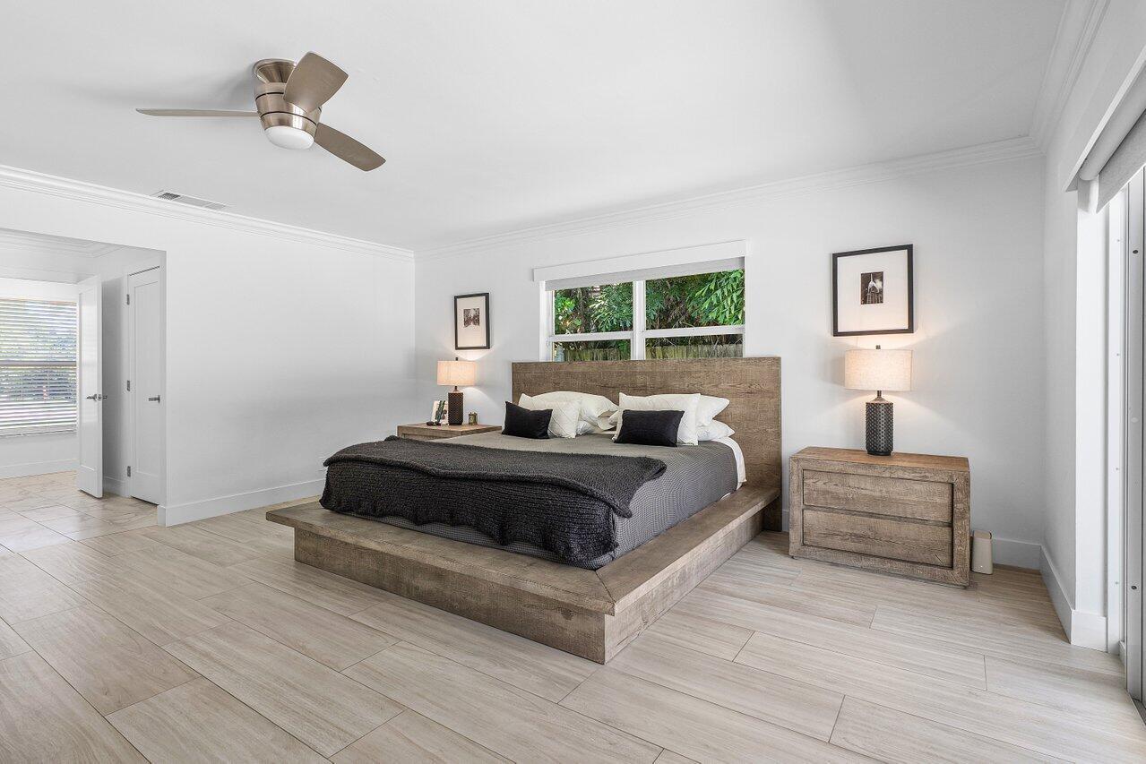 LAKE SHORE ESTS IN - Residential