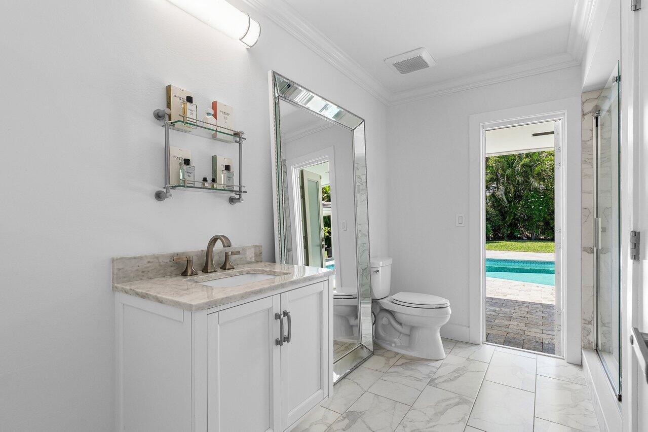 LAKE SHORE ESTS IN - Residential