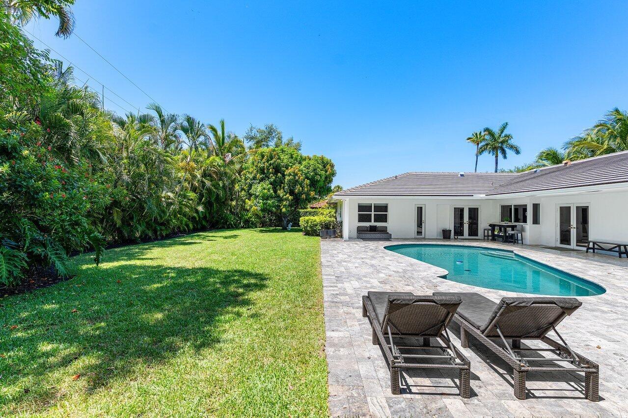 LAKE SHORE ESTS IN - Residential