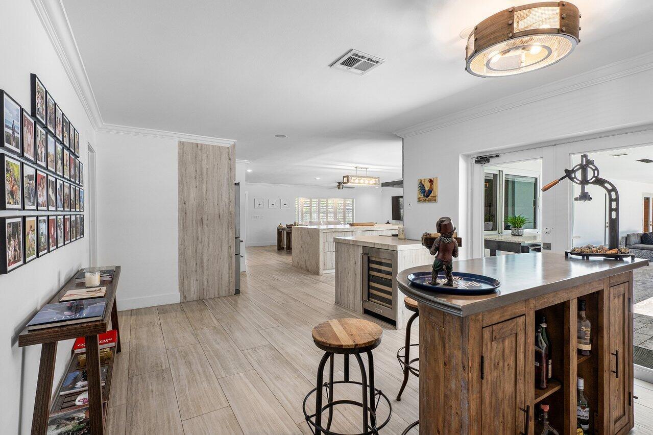 LAKE SHORE ESTS IN - Residential