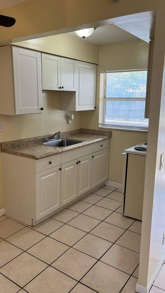 Photo of 1310 S FEDERAL Highway #30, Lake Worth Beach, FL 33460 (MLS # B26078846)