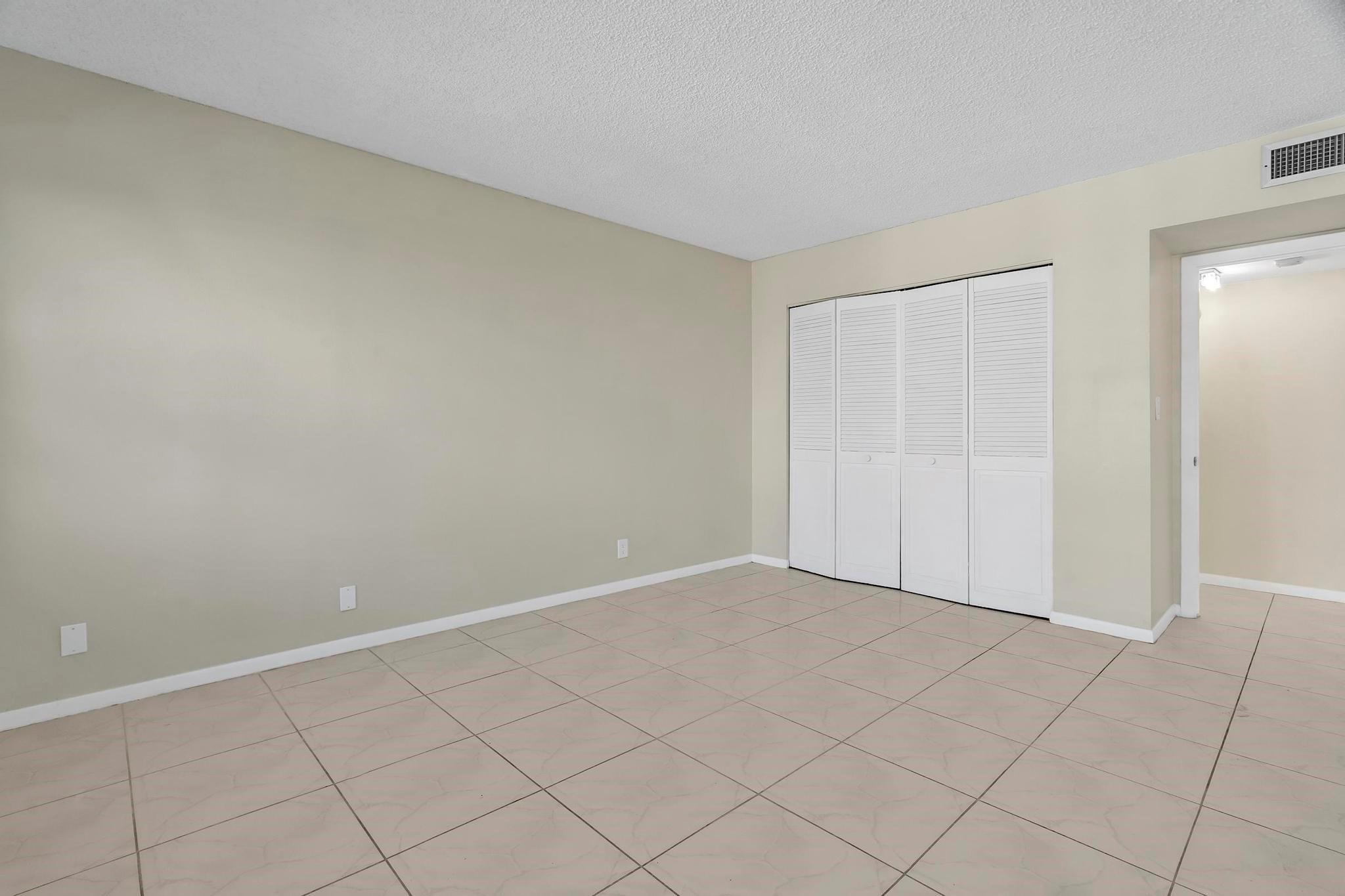 SEA RANCH CLUB B - Residential