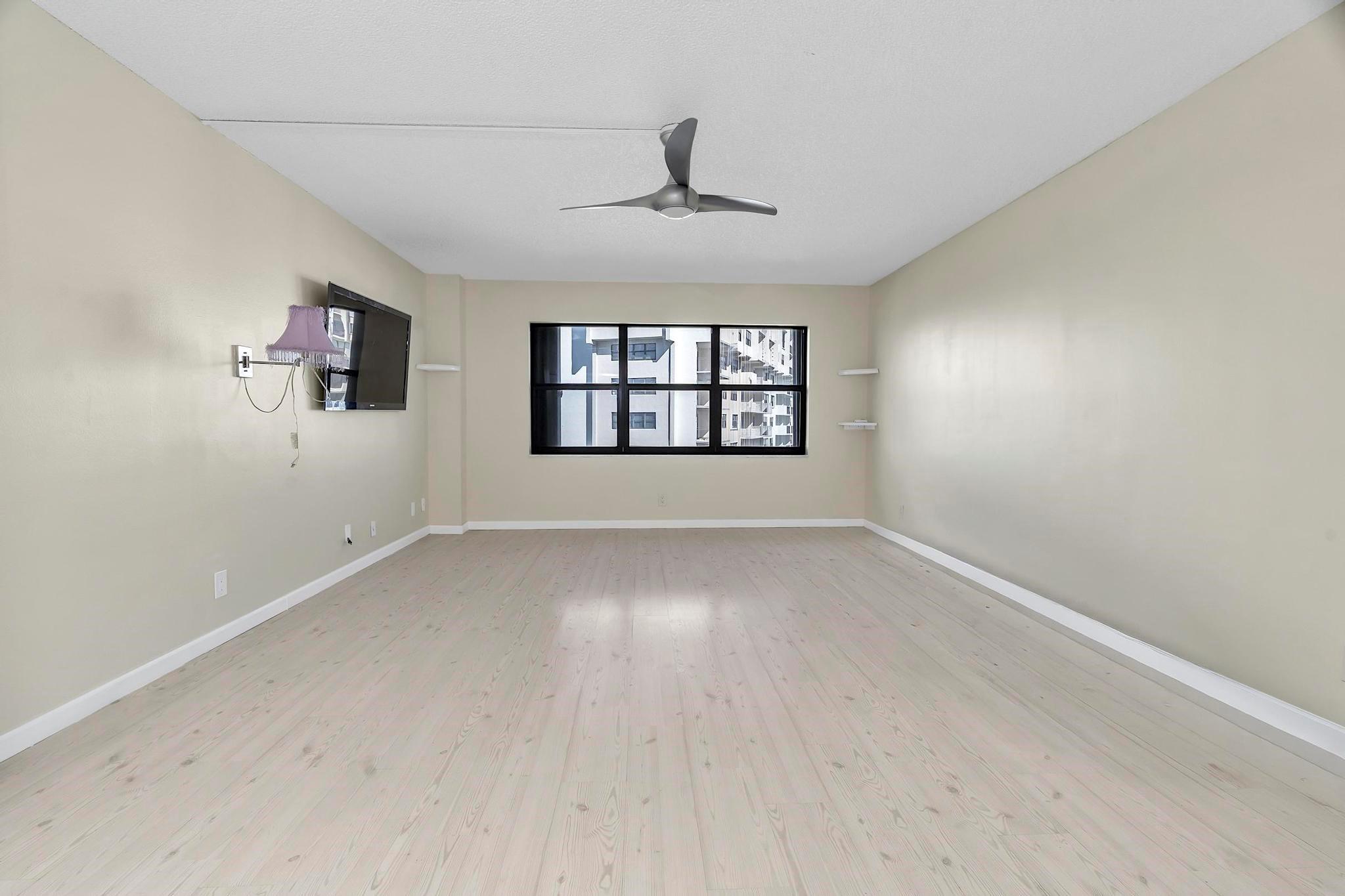 SEA RANCH CLUB B - Residential