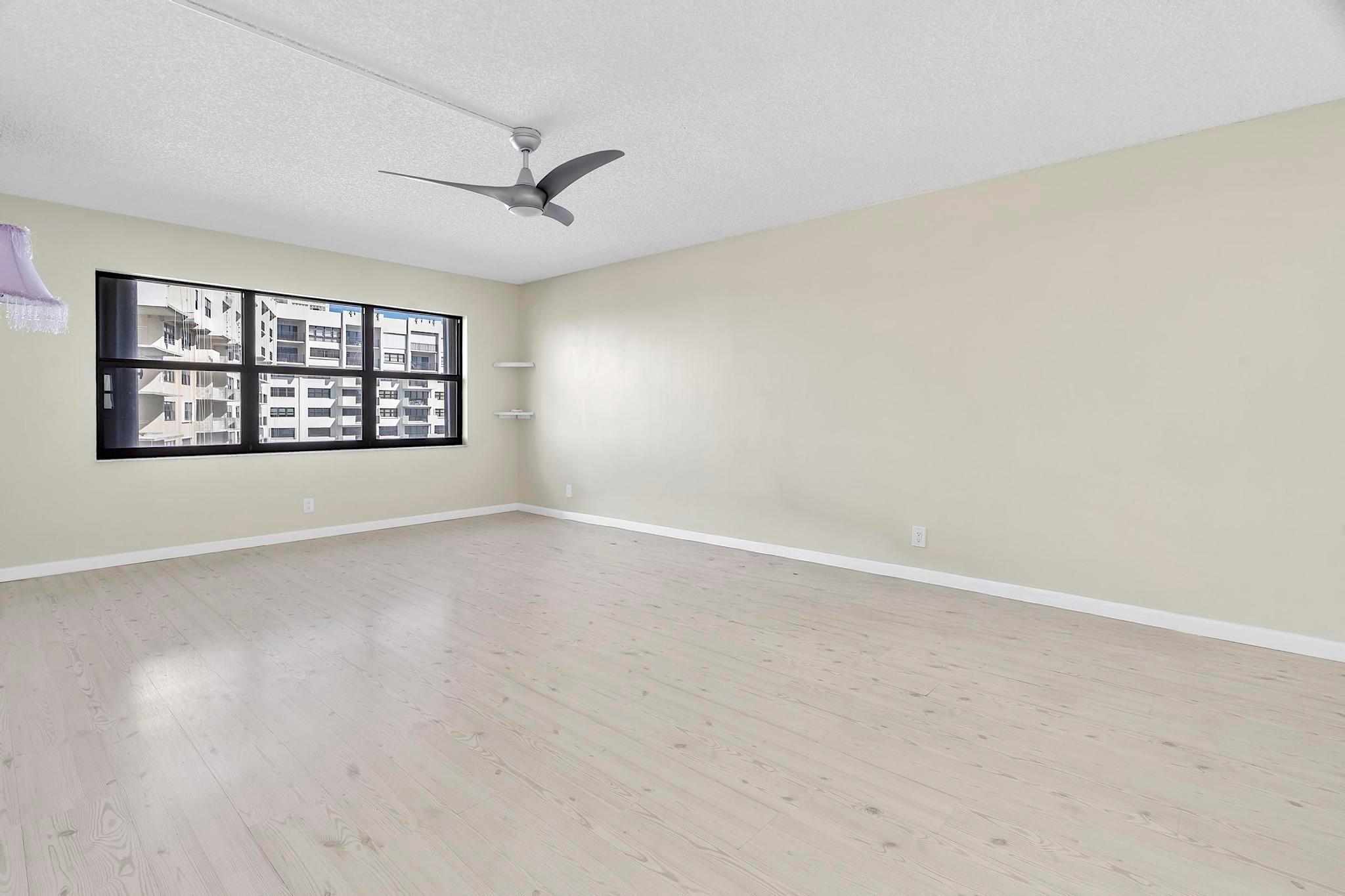 SEA RANCH CLUB B - Residential