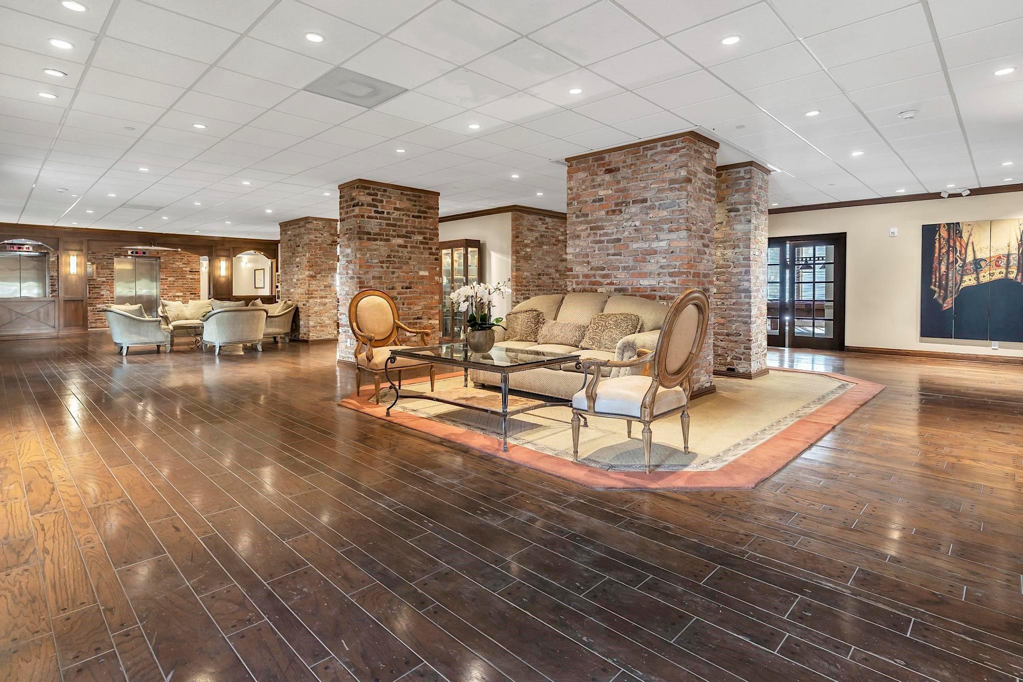 SEA RANCH CLUB B - Residential