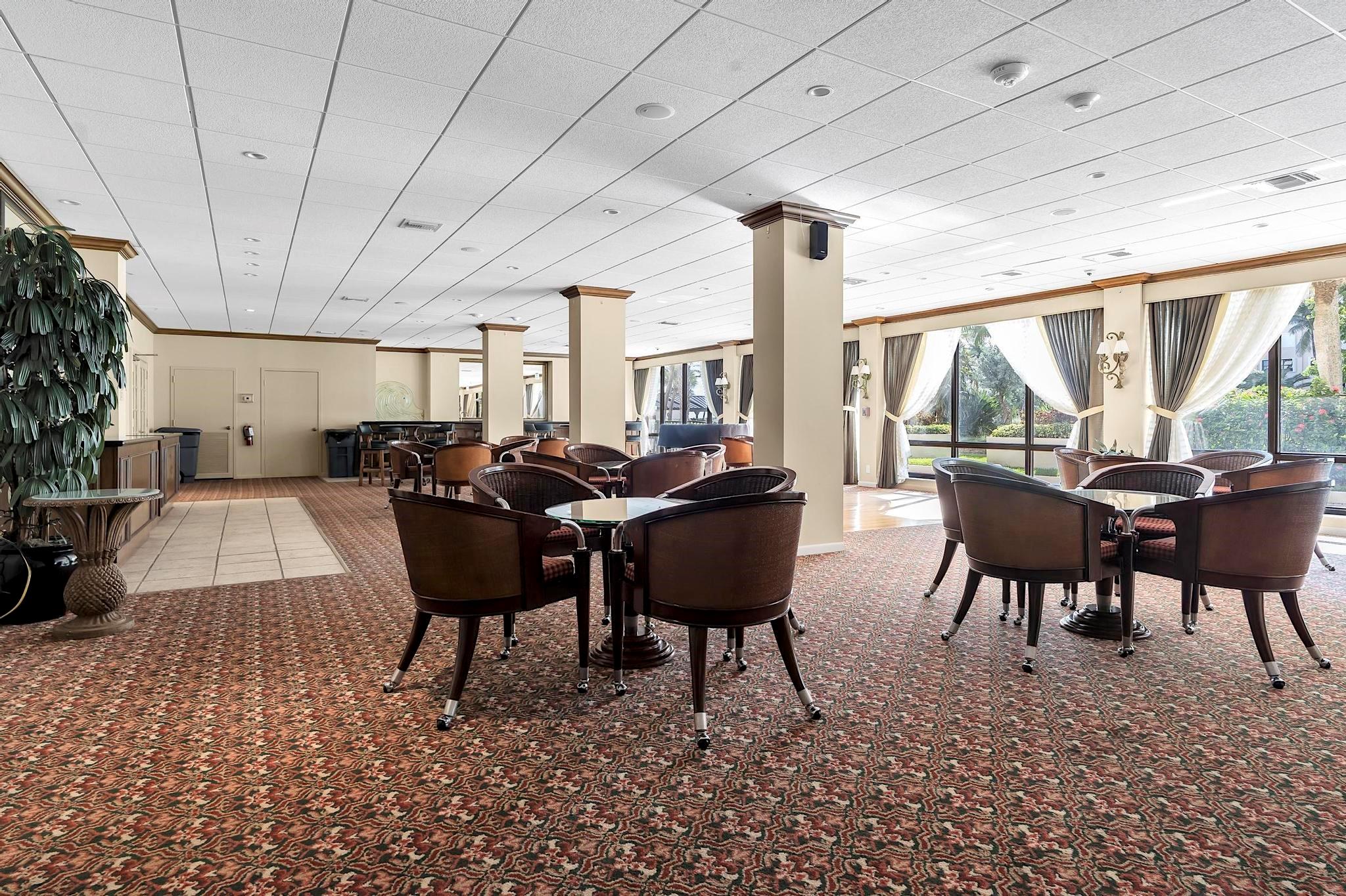 SEA RANCH CLUB B - Residential