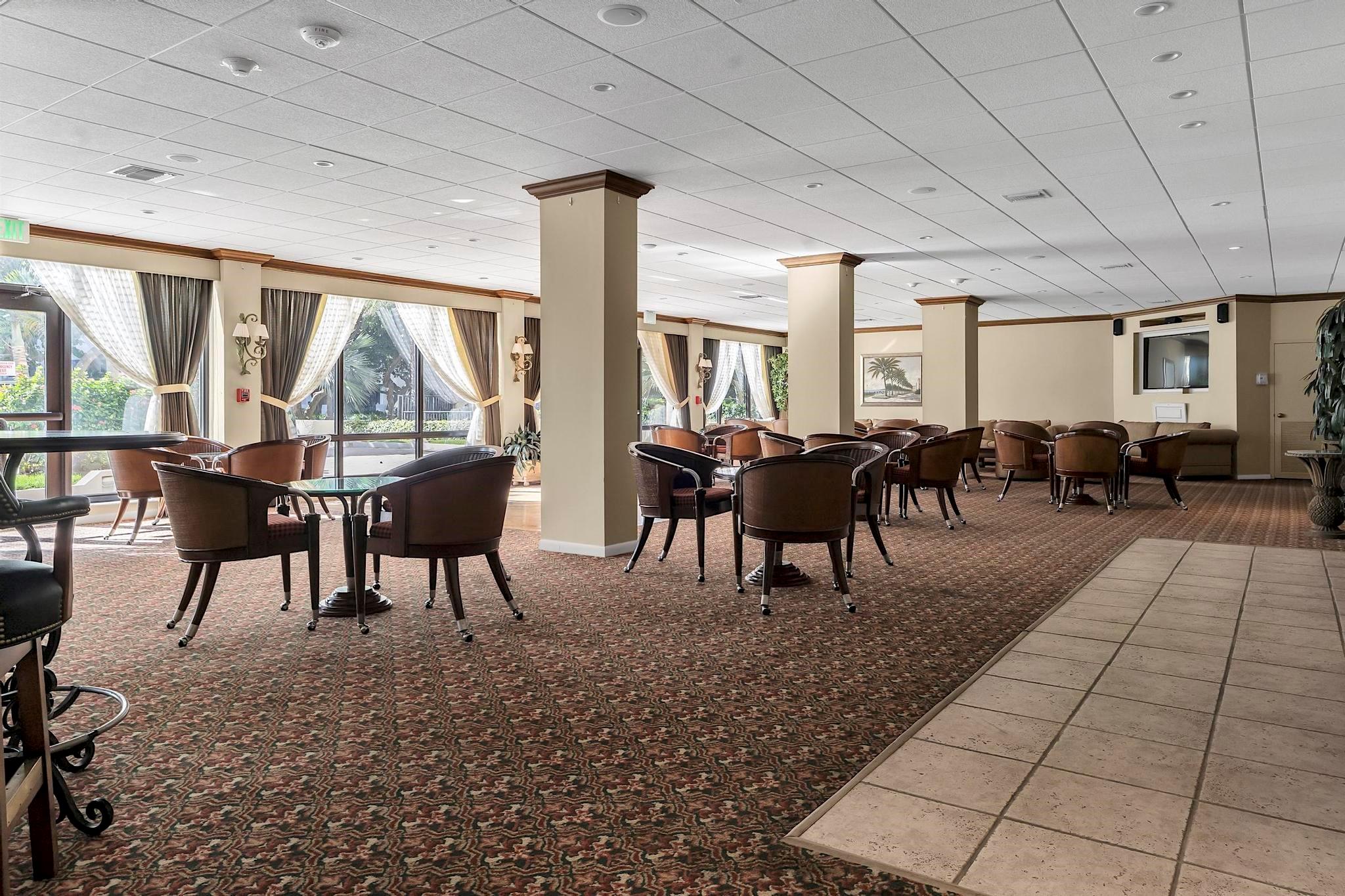 SEA RANCH CLUB B - Residential