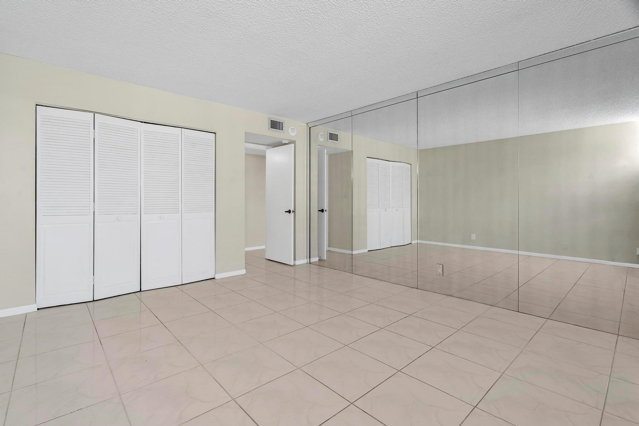 SEA RANCH CLUB B - Residential