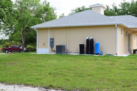 Single Family Residence in Okeechobee FL 17280 278th Street St 6.jpg