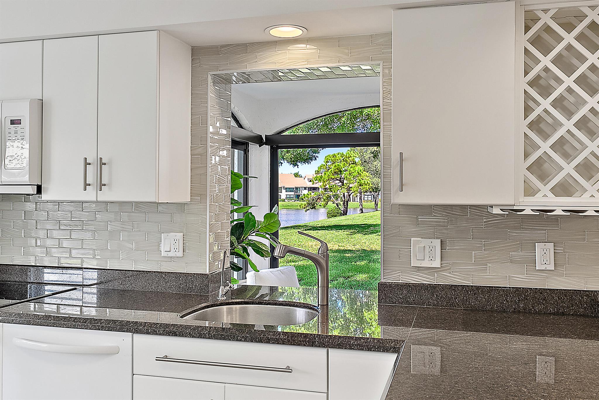 Jonathans Landing - Trade - Residential