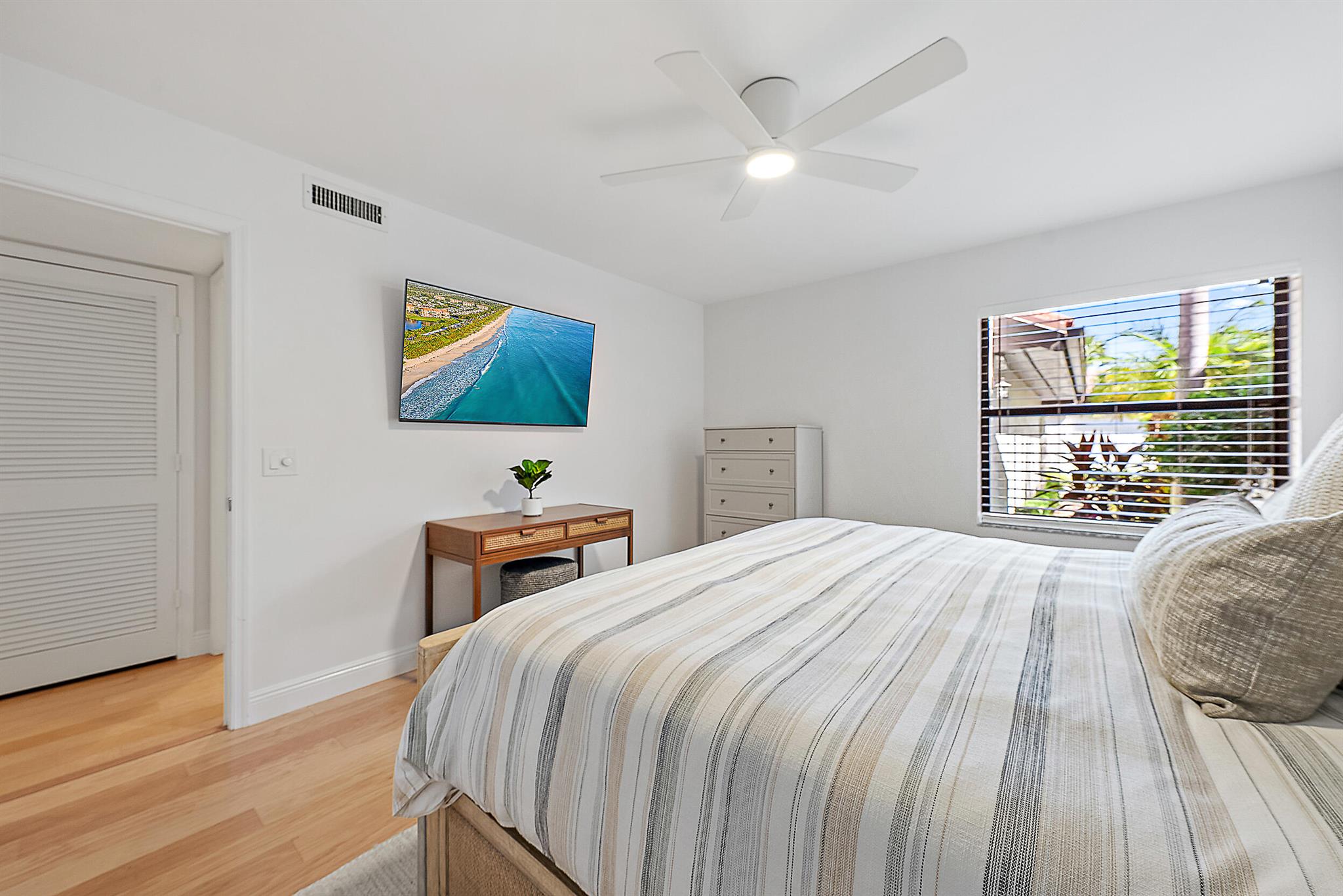 Jonathans Landing - Trade - Residential