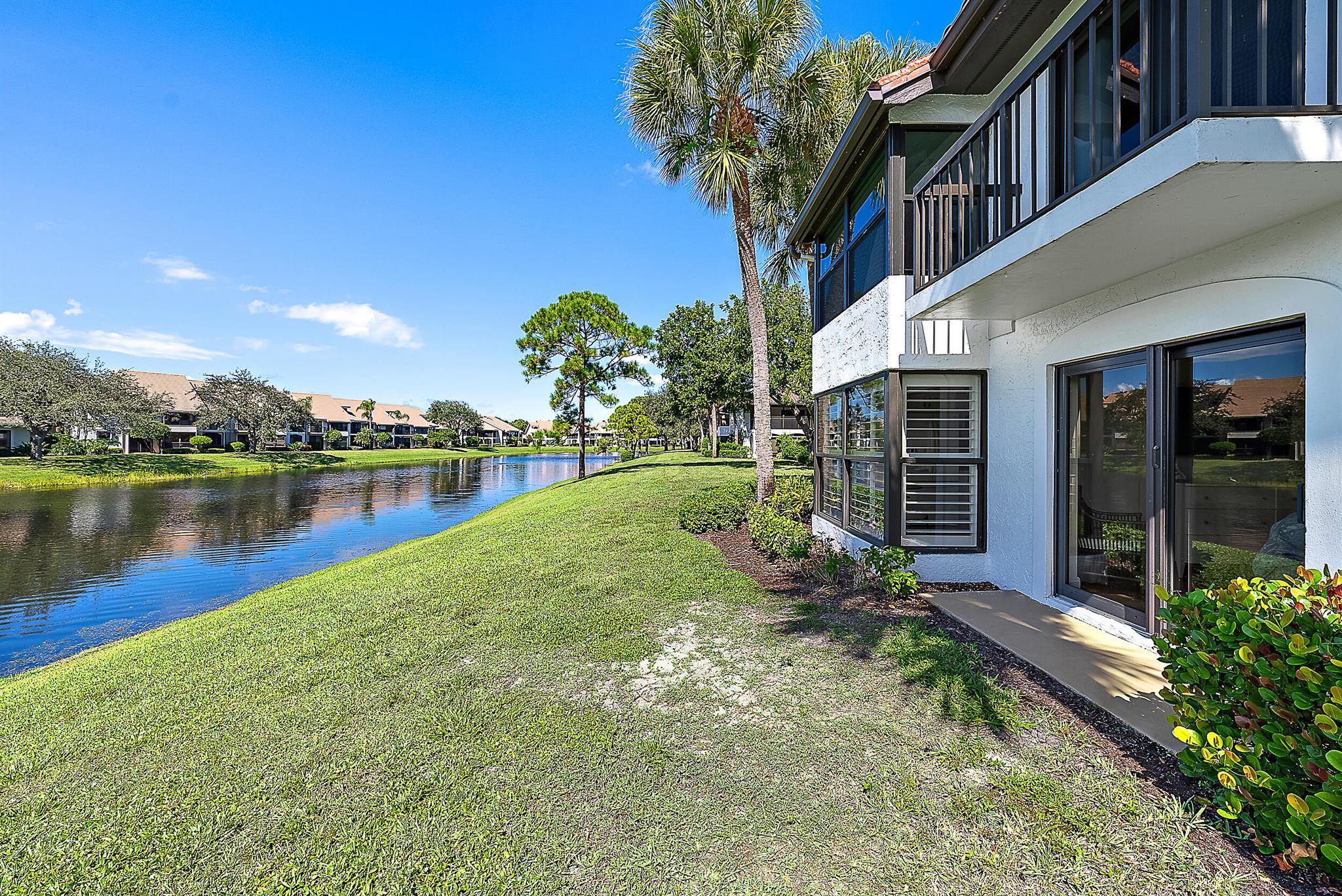 Jonathans Landing - Trade - Residential