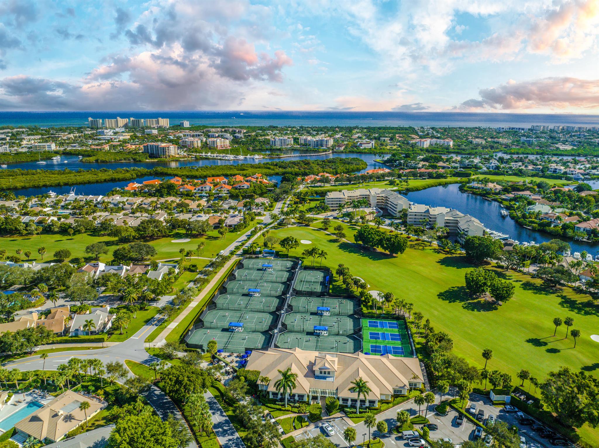 Jonathans Landing - Trade - Residential