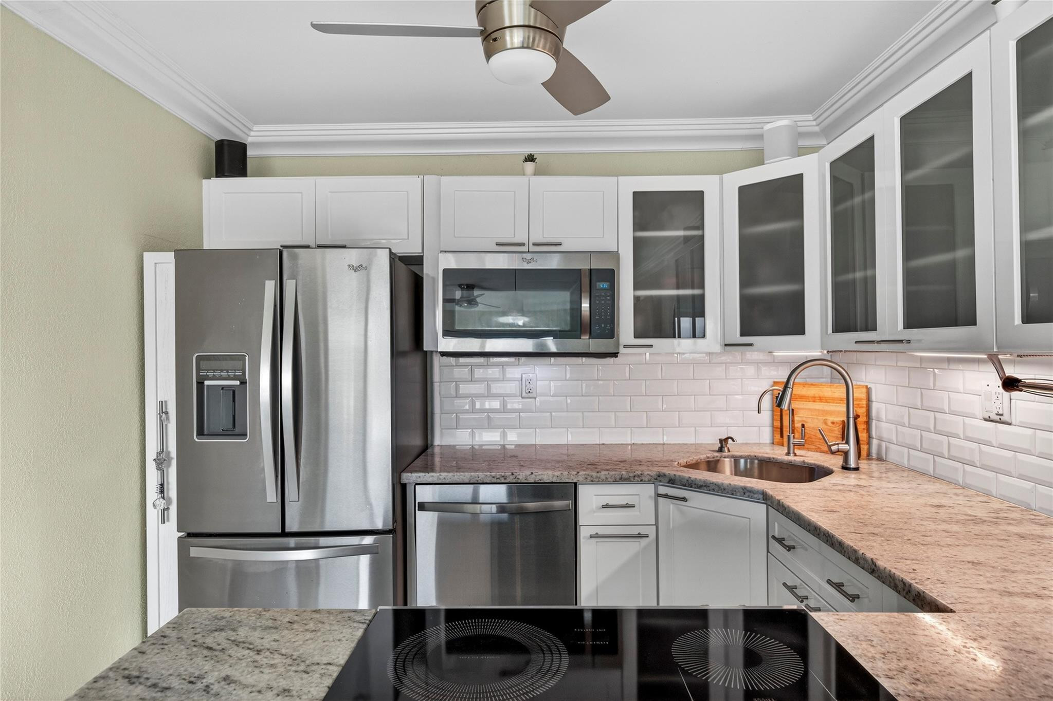LAUDERDALE TOWER CONDO - Residential