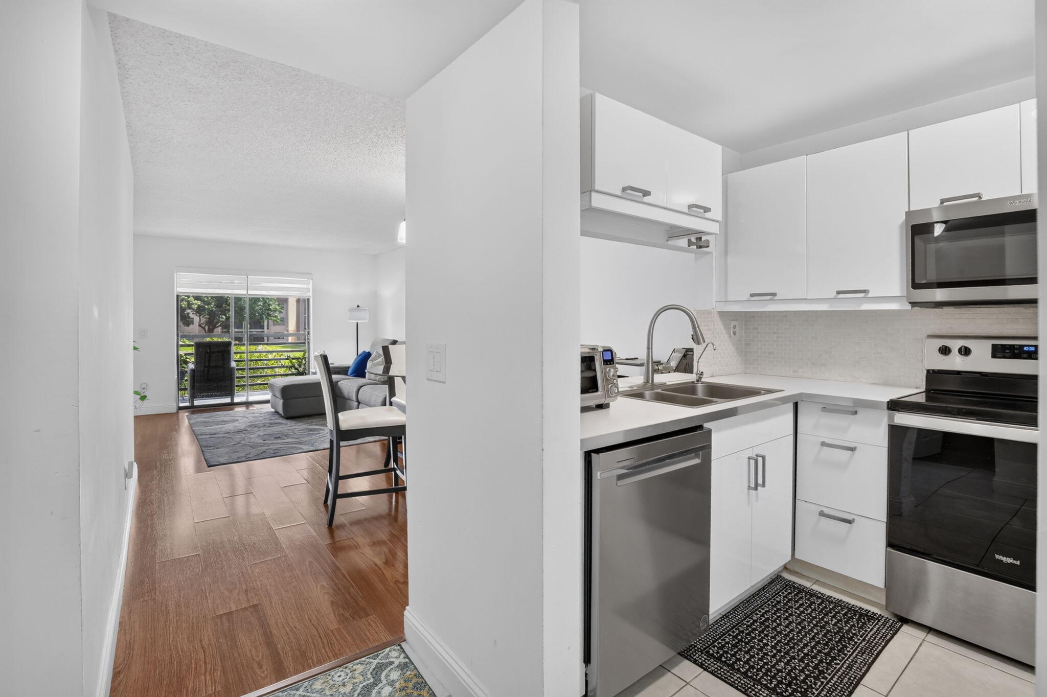 2793 NW 104th Avenue 203, Sunrise FL 33322