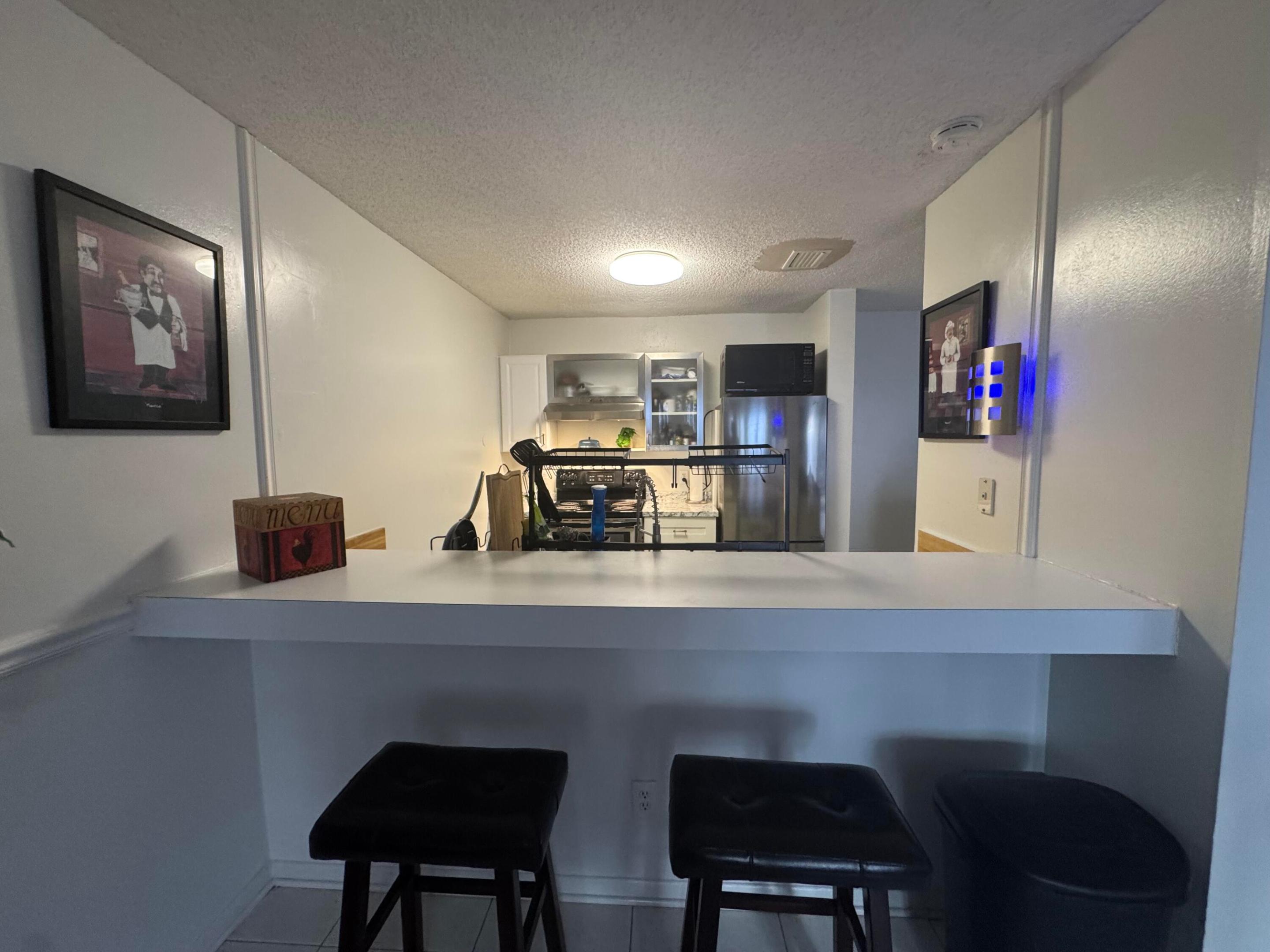 SANDALWOOD OF VERO - Residential Lease