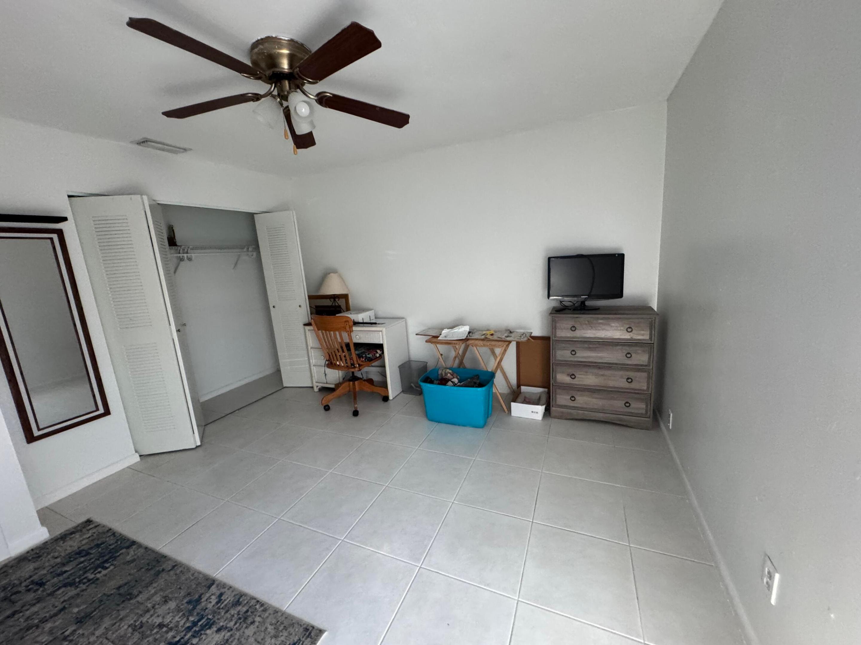 SANDALWOOD OF VERO - Residential Lease