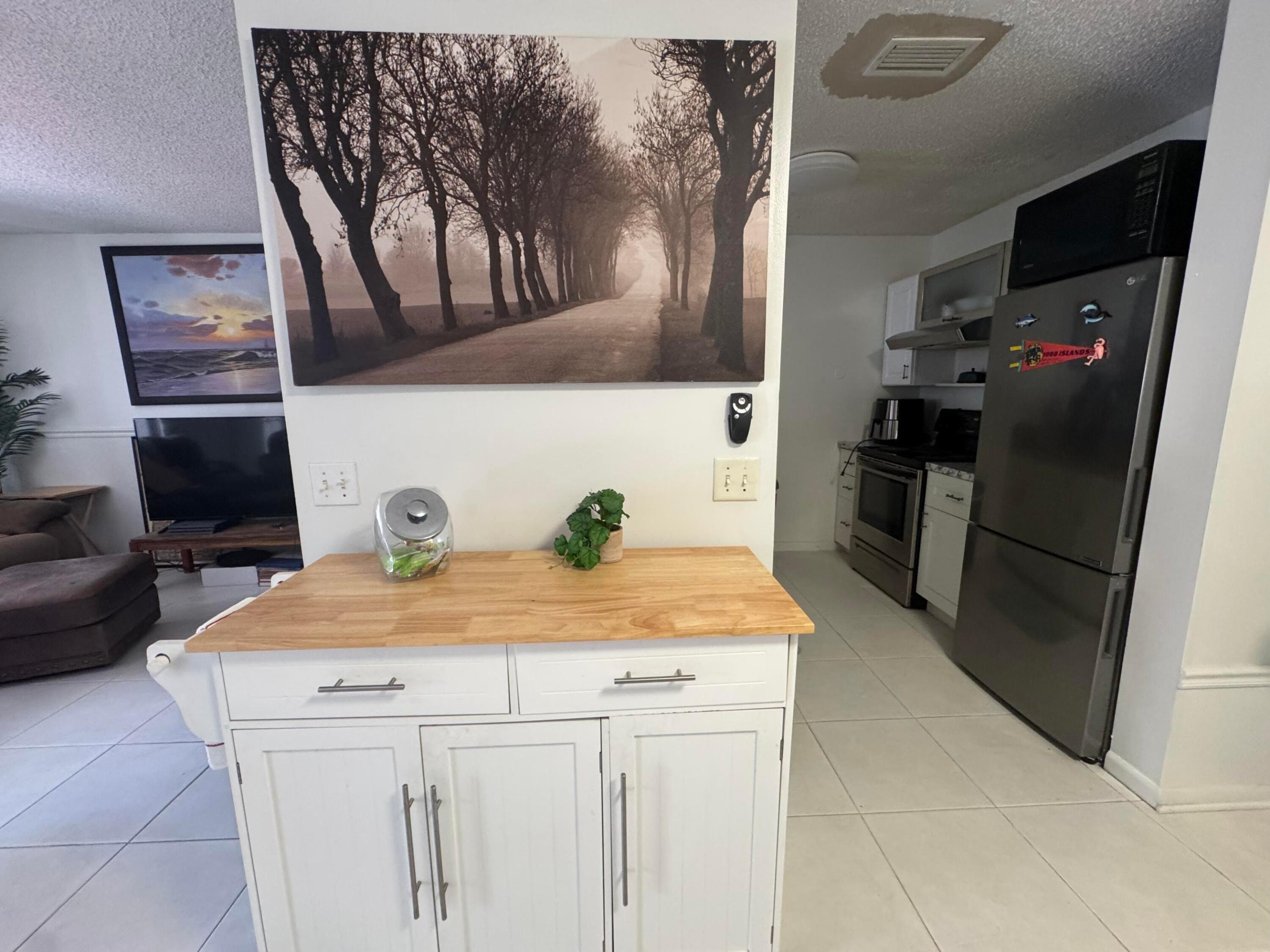 SANDALWOOD OF VERO - Residential Lease