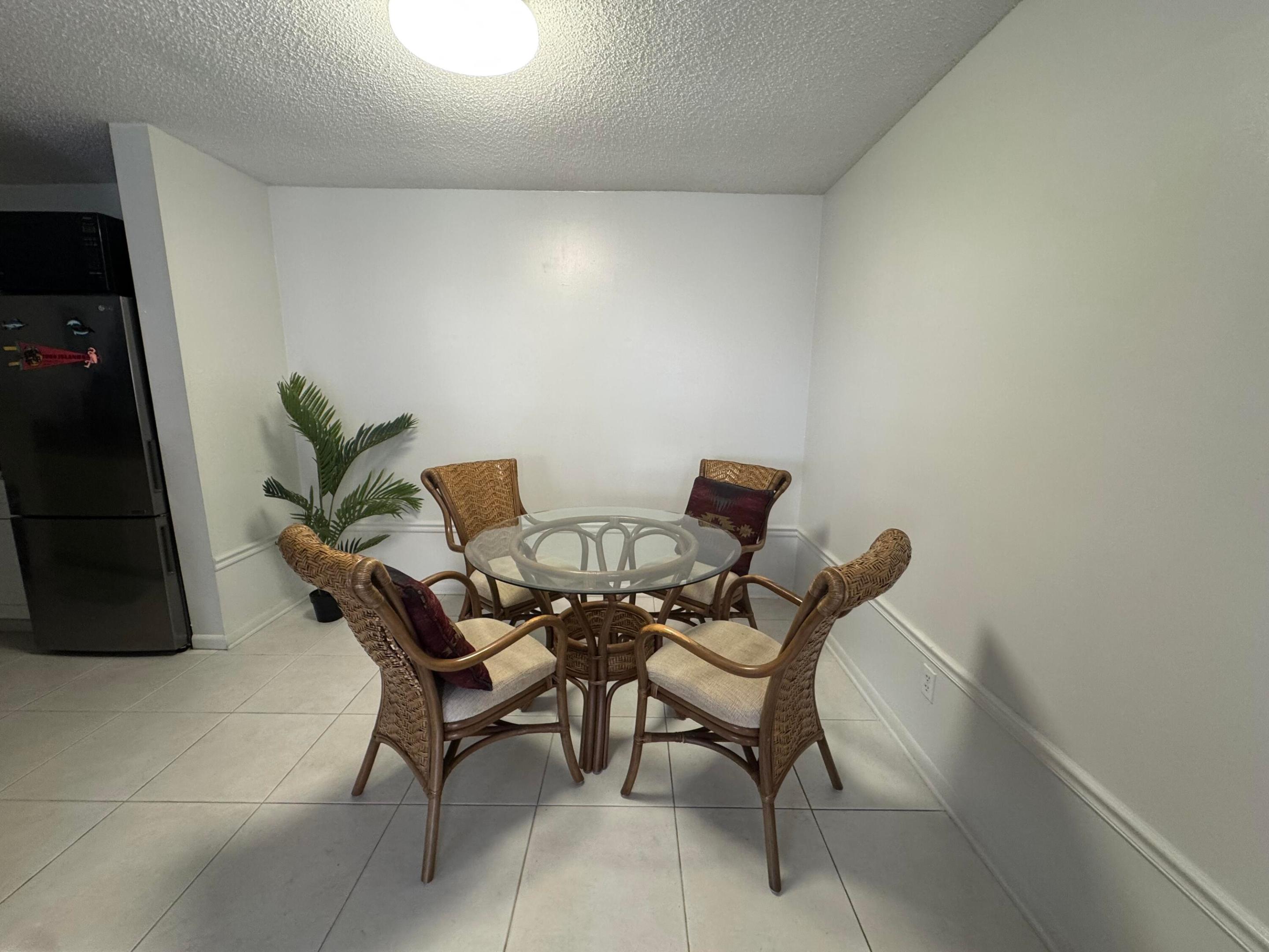 SANDALWOOD OF VERO - Residential Lease