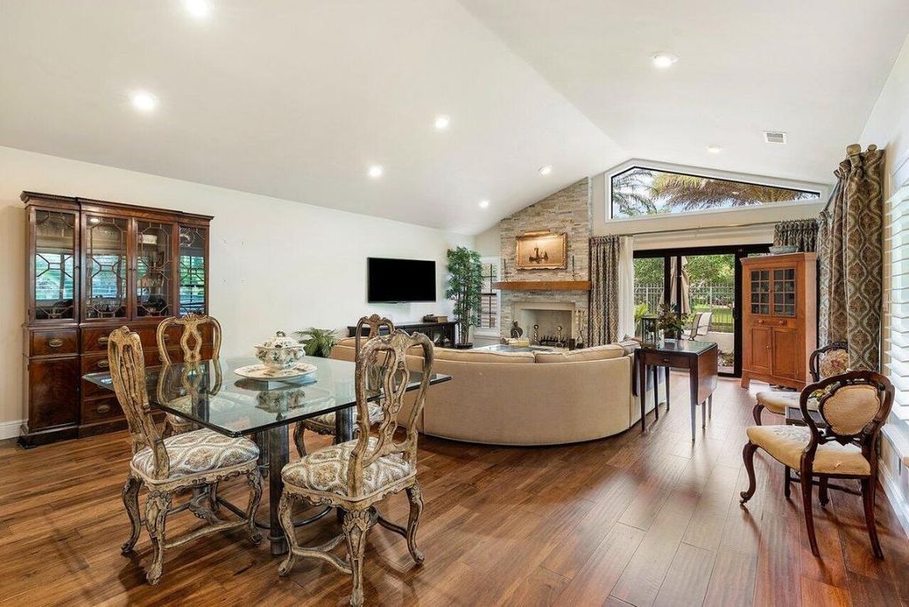 Photo of 21729 Club Villa Terrace, Boca Raton, FL 33433 (MLS # R10965722)