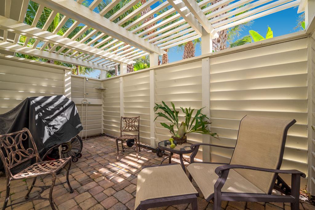 SEAGATE HARBOR - Residential