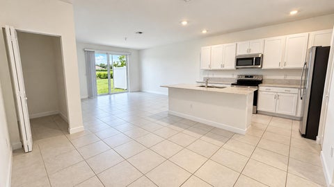 Tiny photo for 636 SE Lake Falls Street, Port Saint Lucie, FL 34984 (MLS # B26090488)