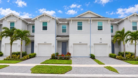 Photo of 636 SE Lake Falls Street, Port Saint Lucie, FL 34984 (MLS # B26090488)