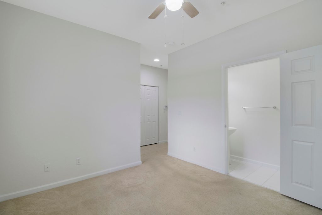 Photo of 298 Quarry Knoll Way, Jupiter, FL 33458 (MLS # R10966043)