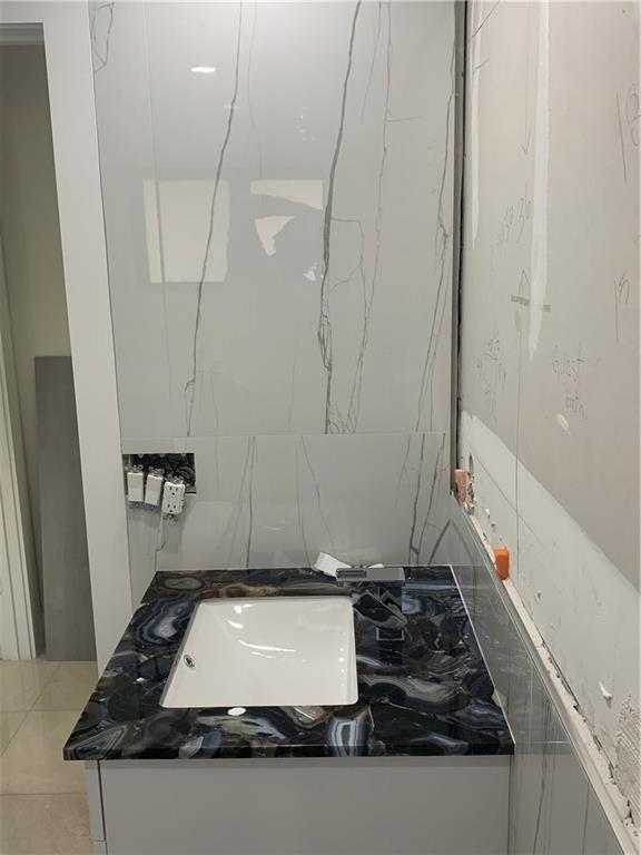 Gillcrest 34-12 B - Residential