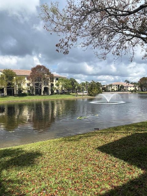 Condominium in Palm Beach Gardens FL 2728 Anzio Court Ct 9.jpg