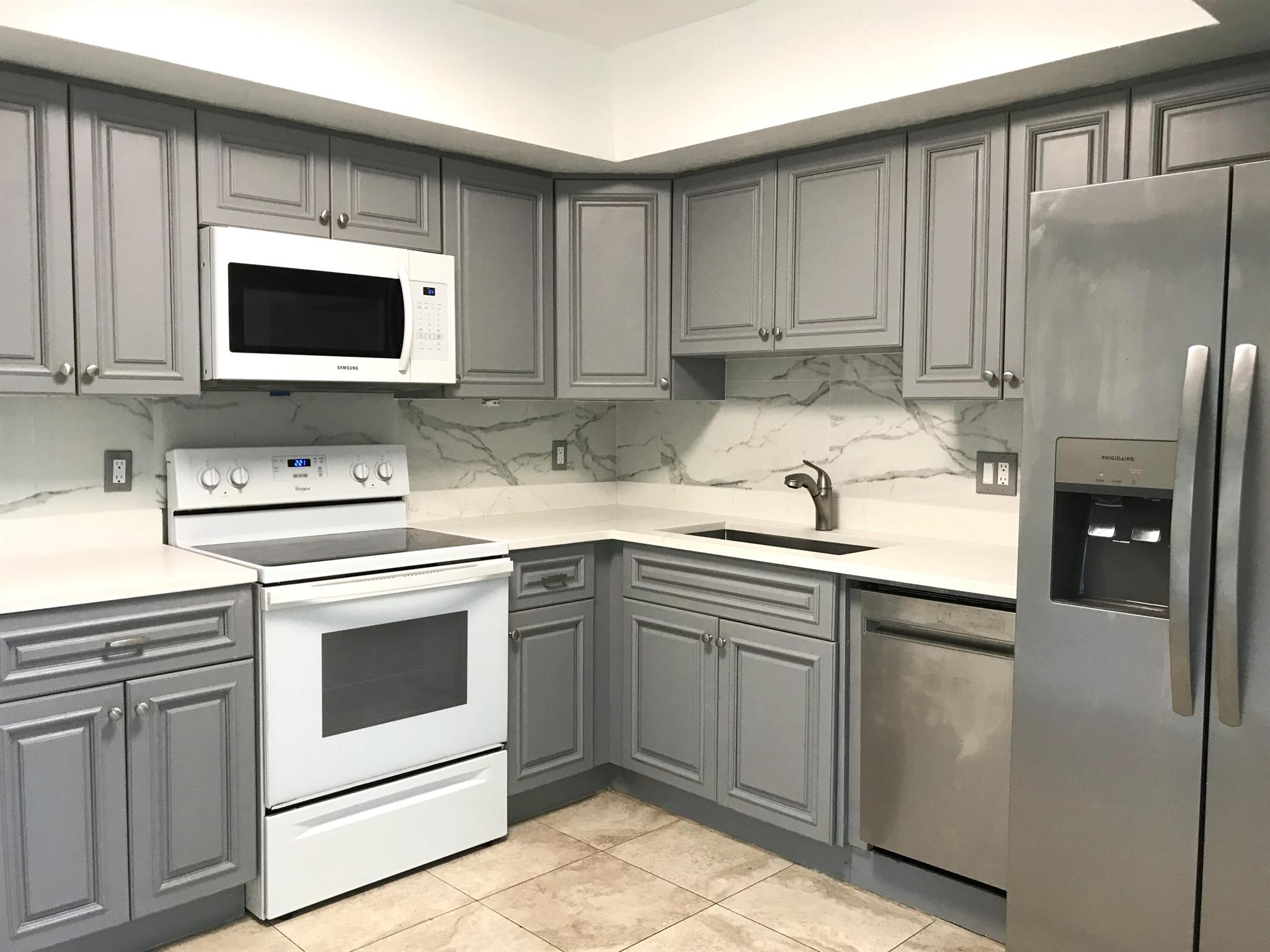 CHATHAM HILLS - Residential Lease