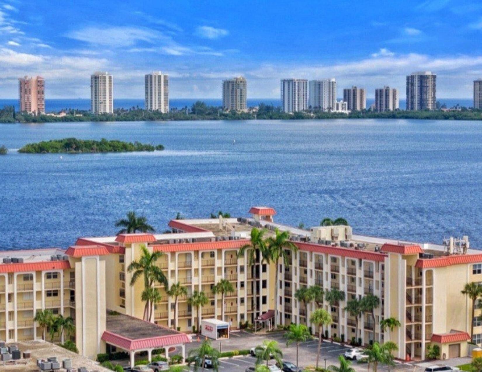 100 Paradise Harbour Boulevard 502