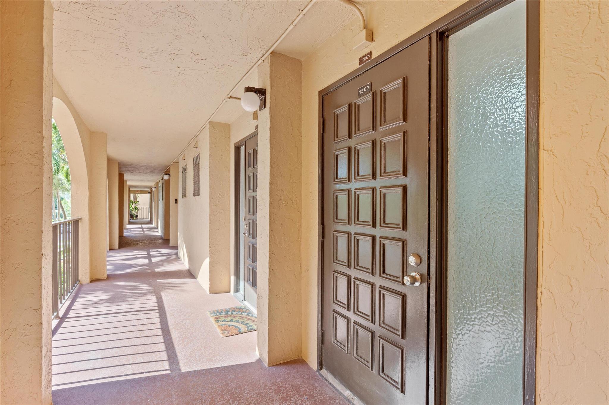 LAVERS DELRAY RACQUET CLU - Residential