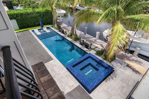 Tiny photo for 4001 NE 24TH Avenue, Lighthouse Point, FL 33064 (MLS # B26053654)