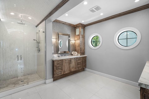 Tiny photo for 4001 NE 24TH Avenue, Lighthouse Point, FL 33064 (MLS # B26053654)