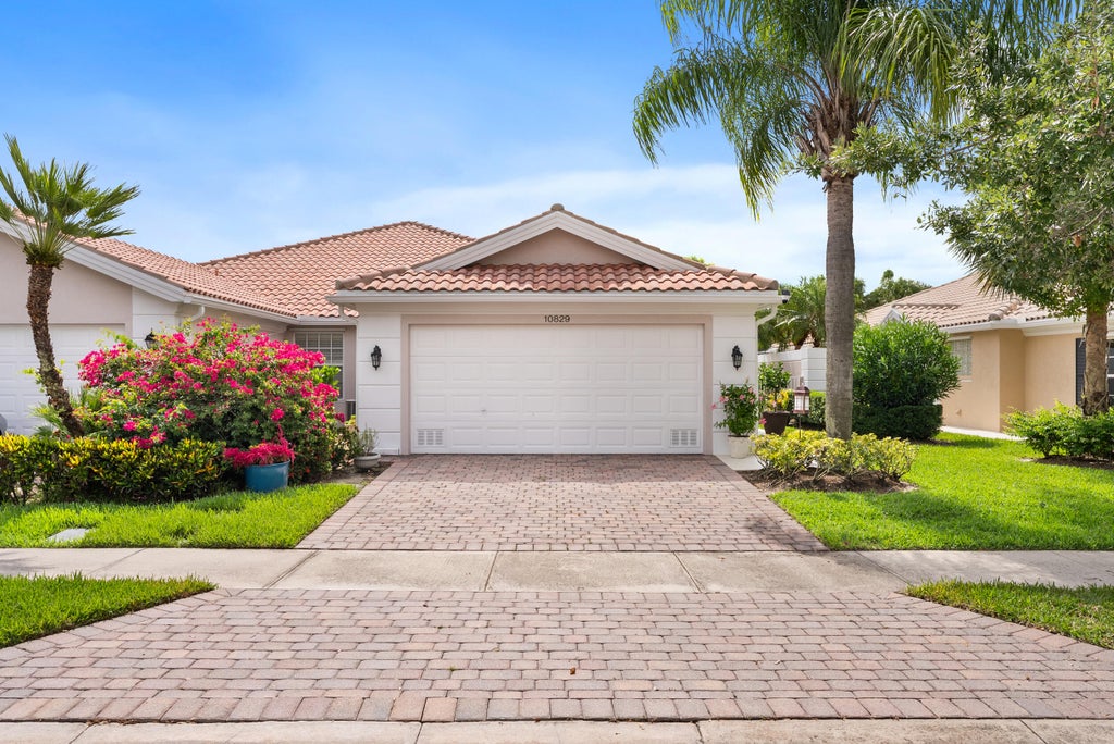 Photo of 10829 SW Dardanelle Drive, Port Saint Lucie, FL 34987 (MLS # B26039016)