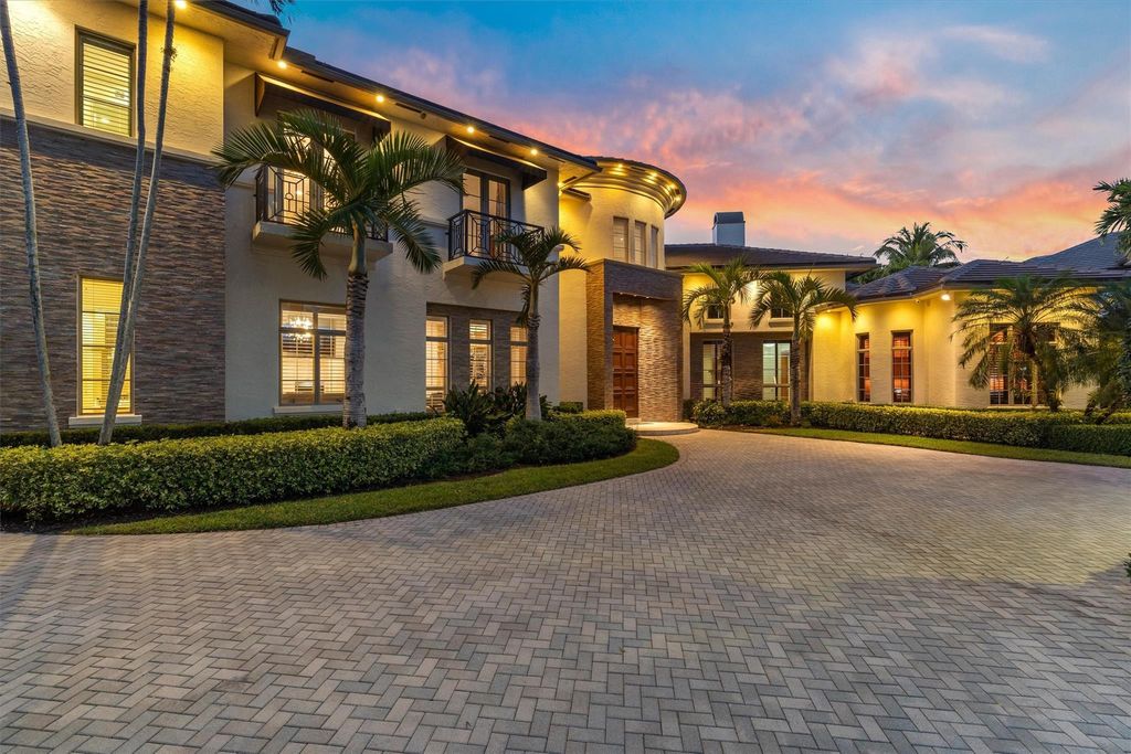 Photo of 369 Sweet Bay Avenue, Plantation, FL 33324 (MLS # F10550144)