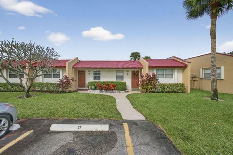 135 Lake Anne Drive West Palm Beach FL 33411