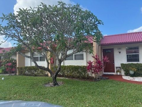 135 Lake Anne Drive West Palm Beach FL 33411