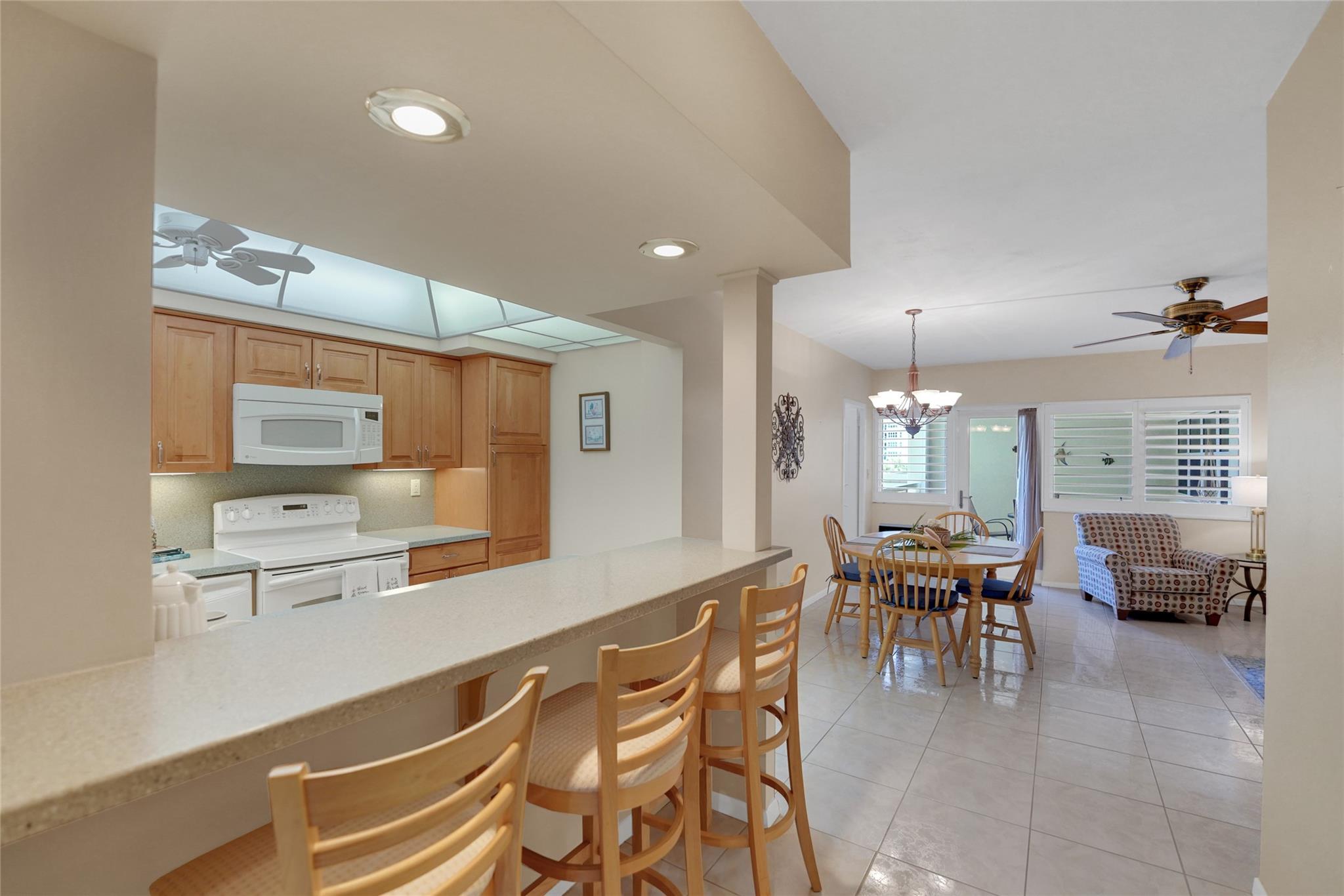 3200 NE 36th St 319