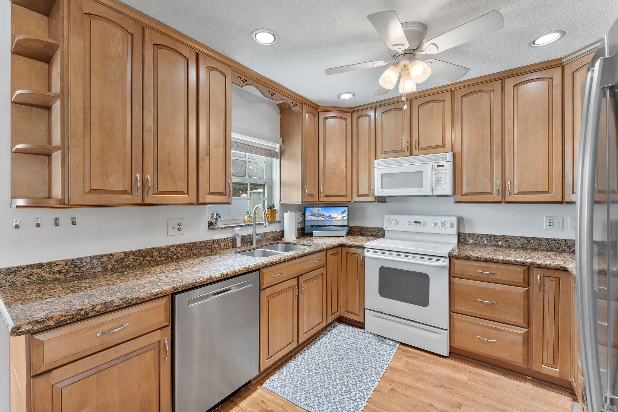 Coral Manor 2nd Add 55-37 - Residential